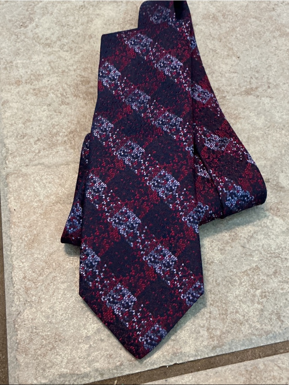 Dion Men's Burgundy and Navy Patterned Silk Necktie